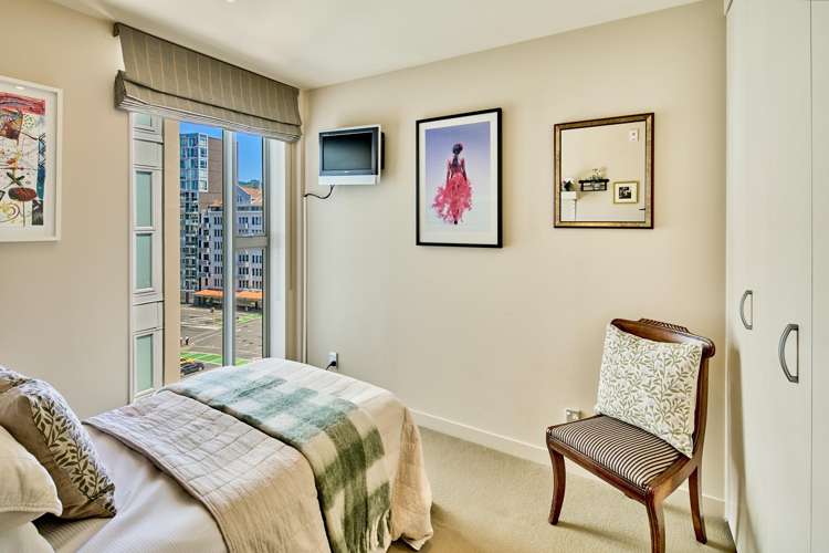 7D/42 Cable St Te Aro_13