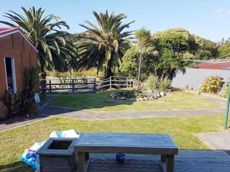 22 Koromiko Street Otaki Beach_17