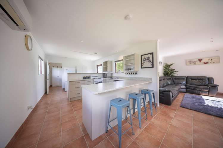 13 View Street Manapouri_8