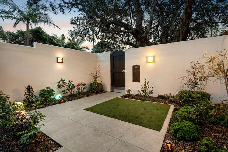 6/22 Killarney Street_5