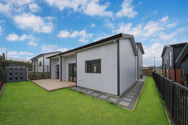 19 Kanae Drive Beachlands_28