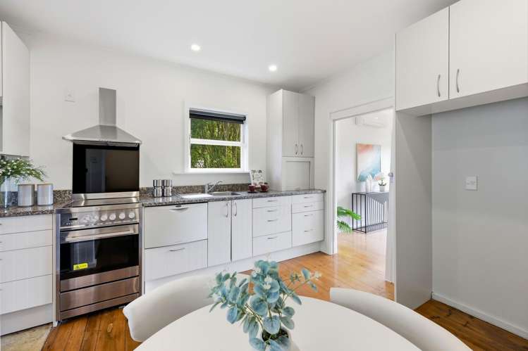 44 Wellesley Road Mangere Bridge_5