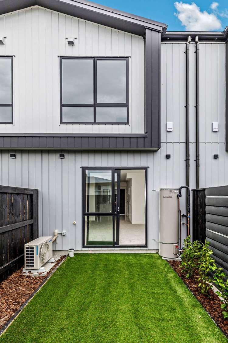 6/3 Beach Road Te Atatu Peninsula_15