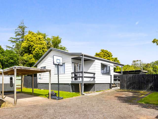 2/4 Kahikatea Place Ranui_1