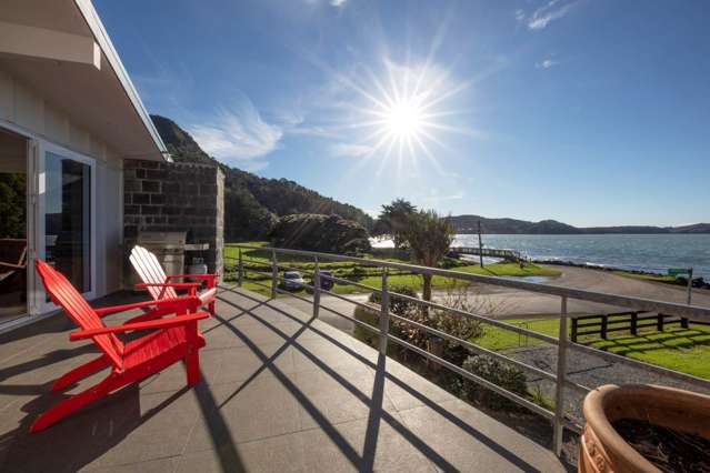 6 Whatipu Road Huia_2