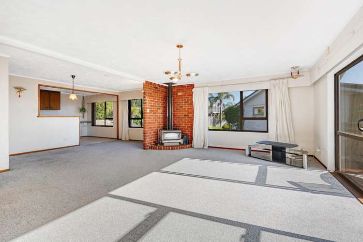 24 Tawhana Crescent_1