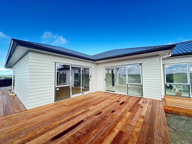 8 Lambert Road_2