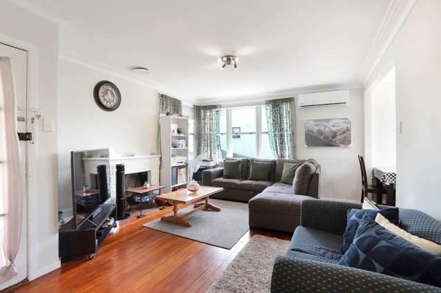 19 Kelwyn Road Kelston_3