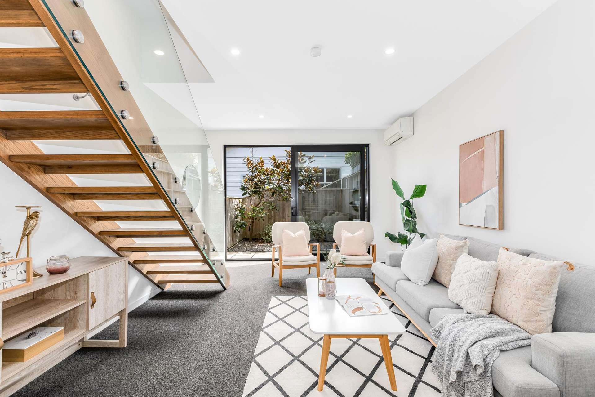 12/20 Trent Street Island Bay_0