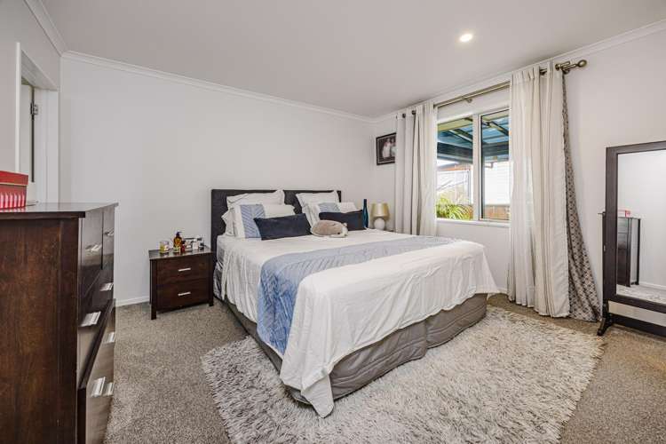 31 Black Beech Crescent Takanini_6