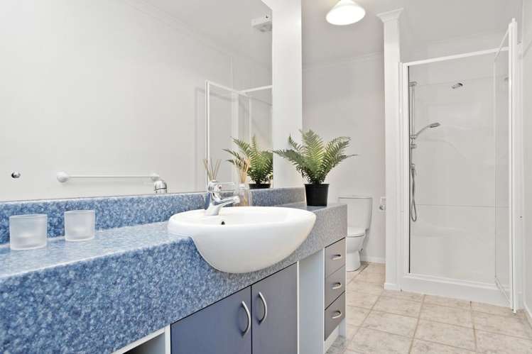 90e Atkinson Road Titirangi_18