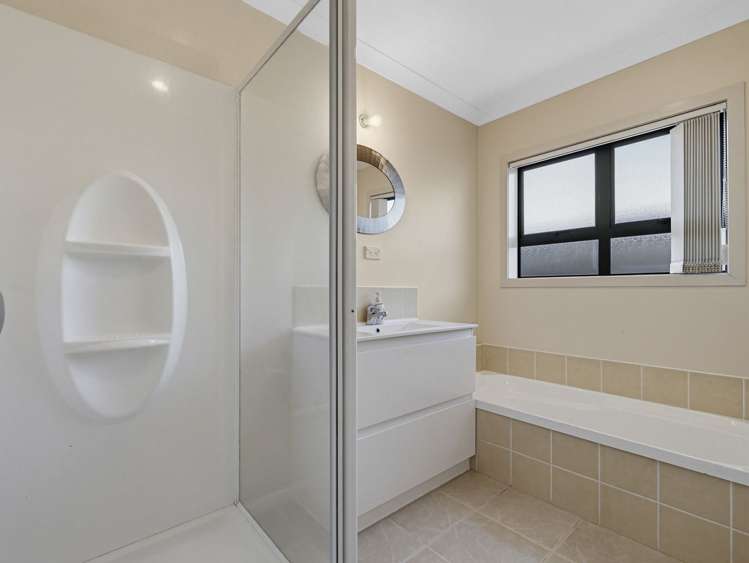 11B Walnut Grove Whakatane_17