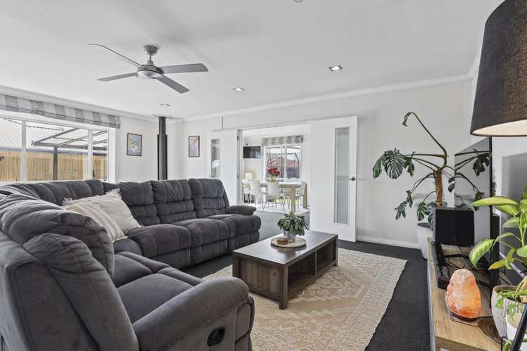 22 Paget Drive Woodend_14