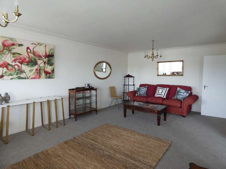 2/125 Victoria Road Devonport_3