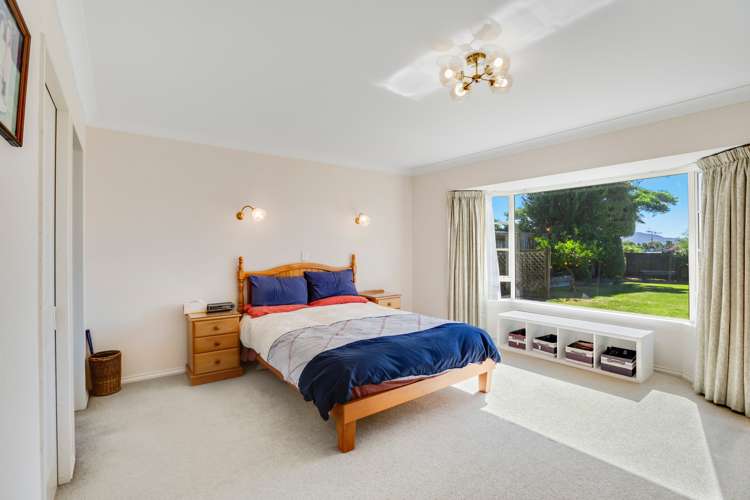 6 Crown Hill Paraparaumu_15