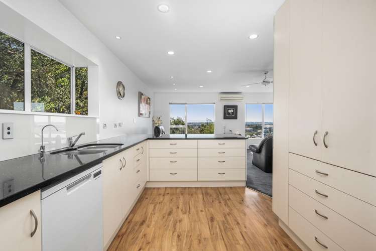 10 Flinders Road Heathcote Valley_10