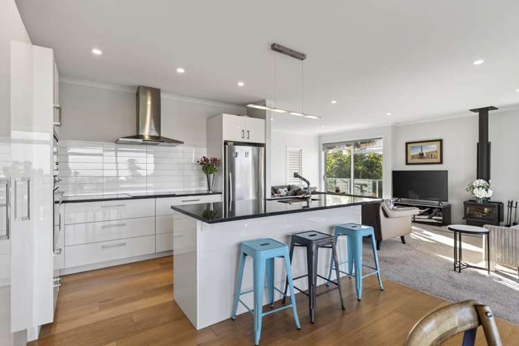 10 Taranui Place Mangawhai Heads_7