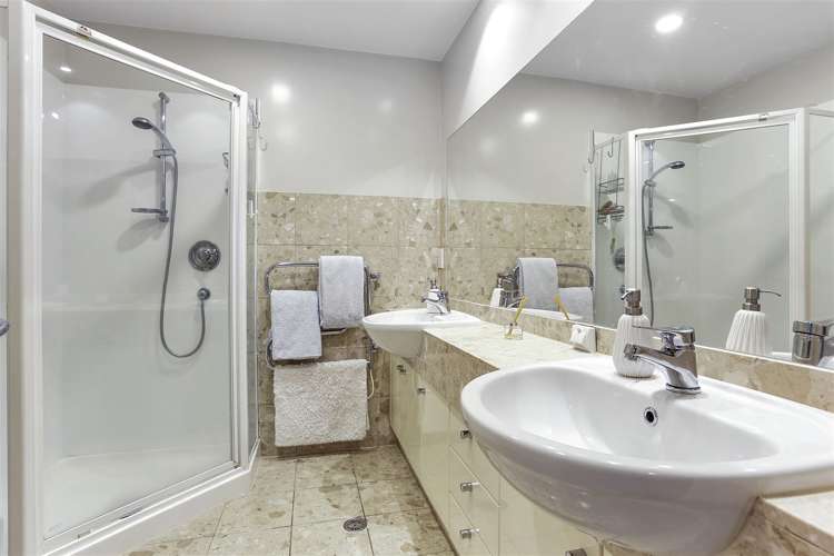 1d/173 Hurstmere Road Takapuna_10