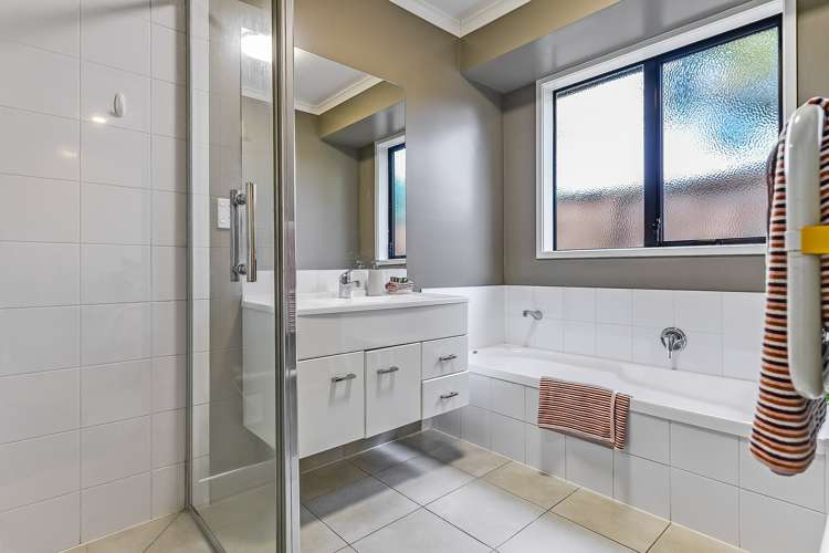 49 Thomas Road Huntington_12