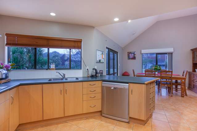 90d Atkinson Road Titirangi_2