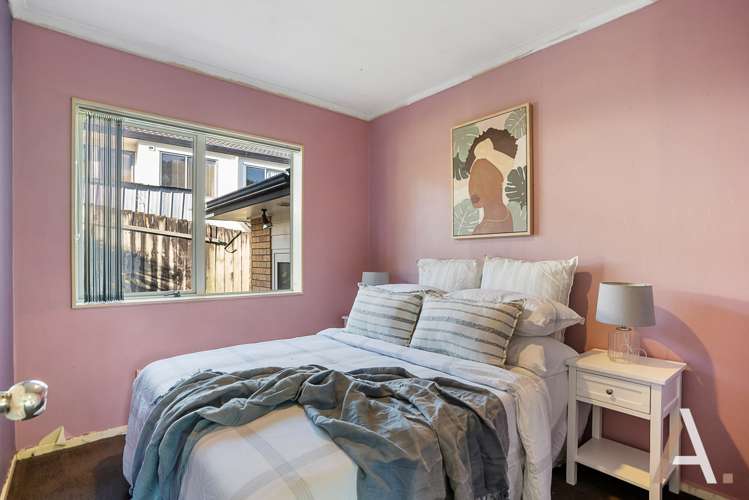 17 De Havilland Drive Goodwood Heights_13