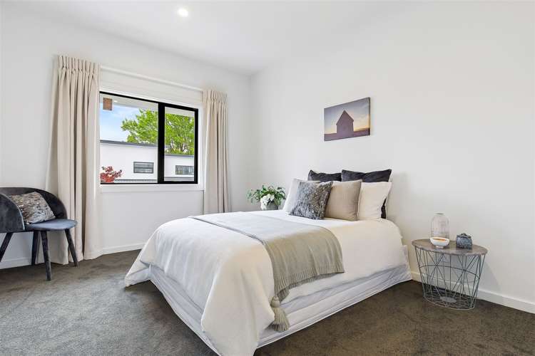 2/51 Watford Street Strowan_12