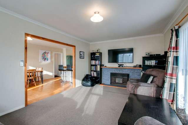 22 Scully Crescent Onekawa_2