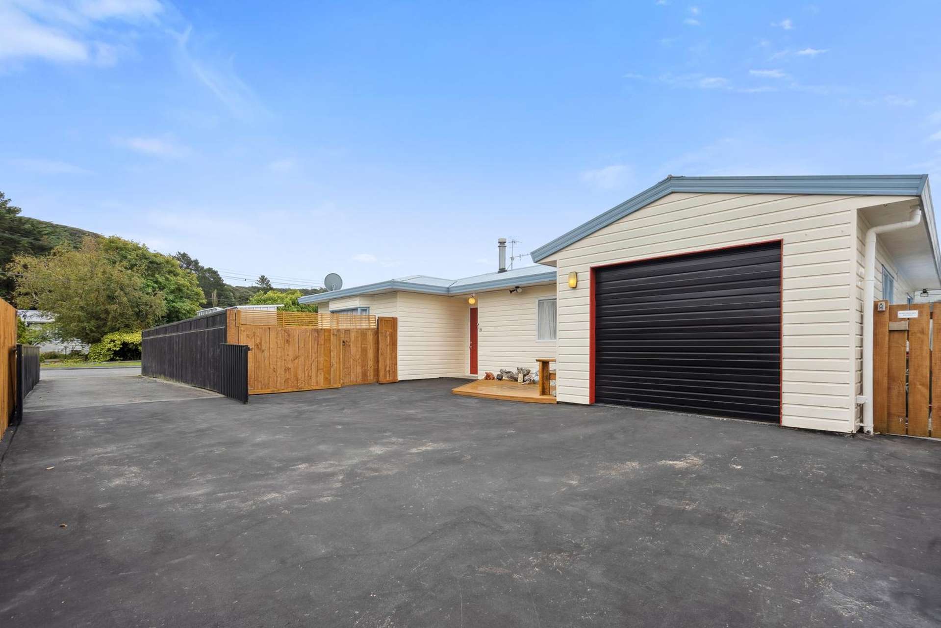 3A Dover Road Wainuiomata_0