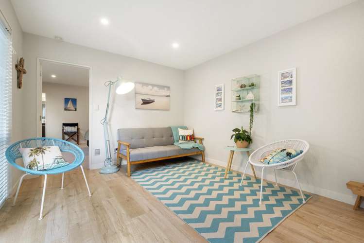 7 Bridget Court Red Beach_21