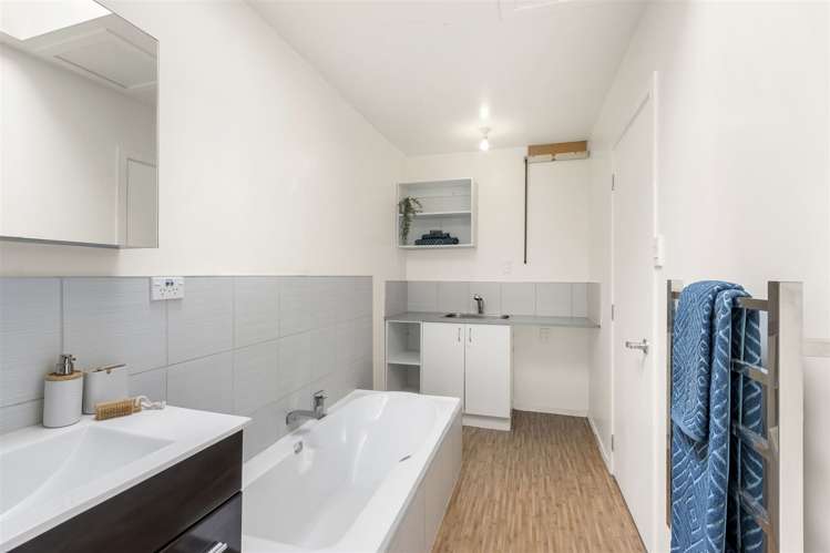 1/178 Beach Road North New Brighton_9