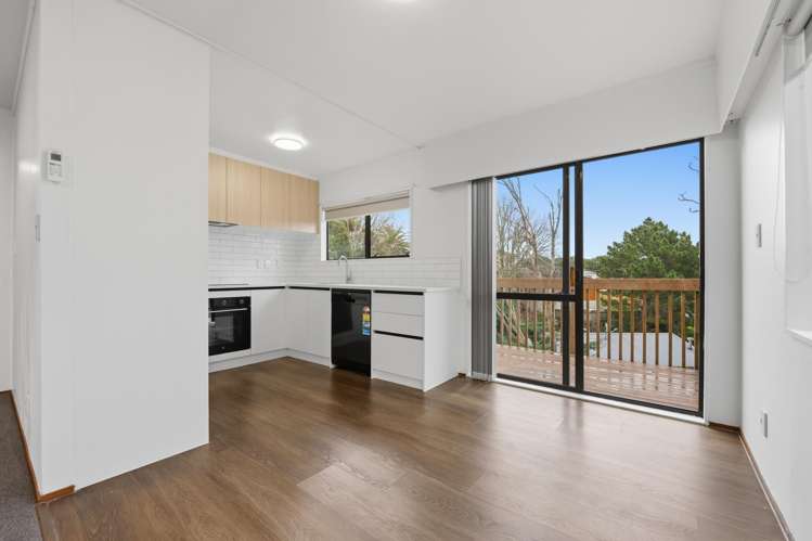 2/8 Sunnyfield Crescent_4