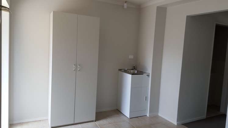 45j Brandon Road Glen Eden_6