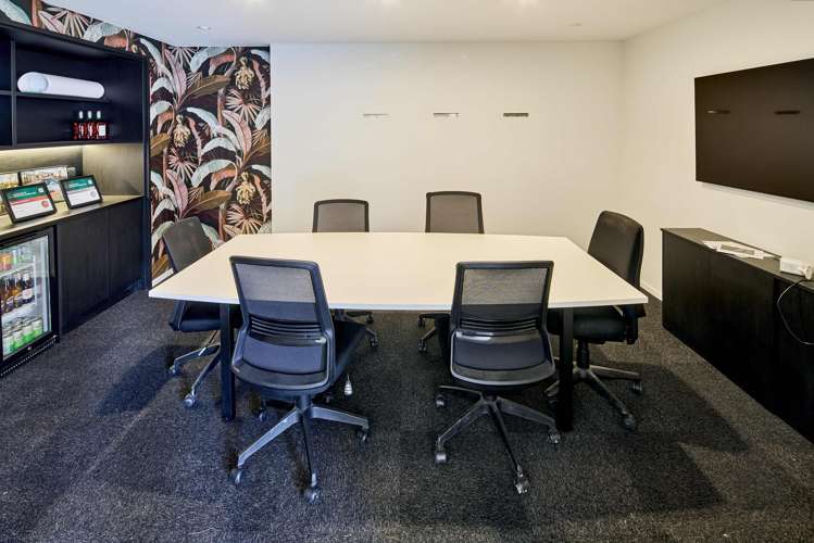 2 Hoffs Place Kenepuru_10