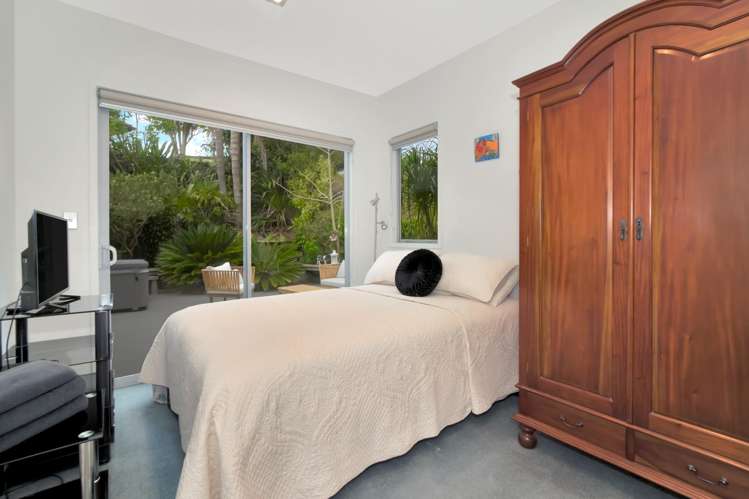 24 Riddington Rise Ohauiti_16