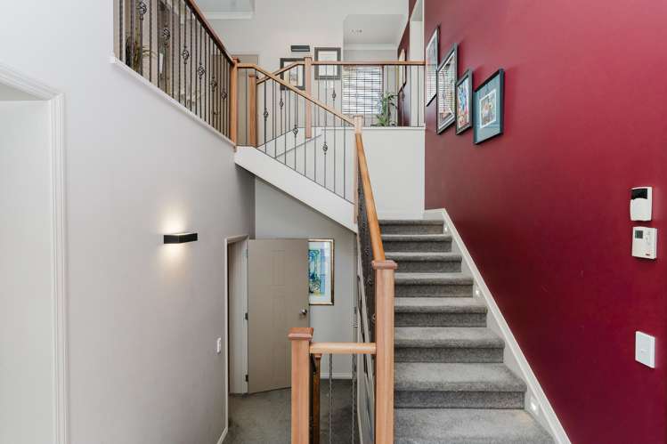 136 Lake Crescent Hamilton Lake_26