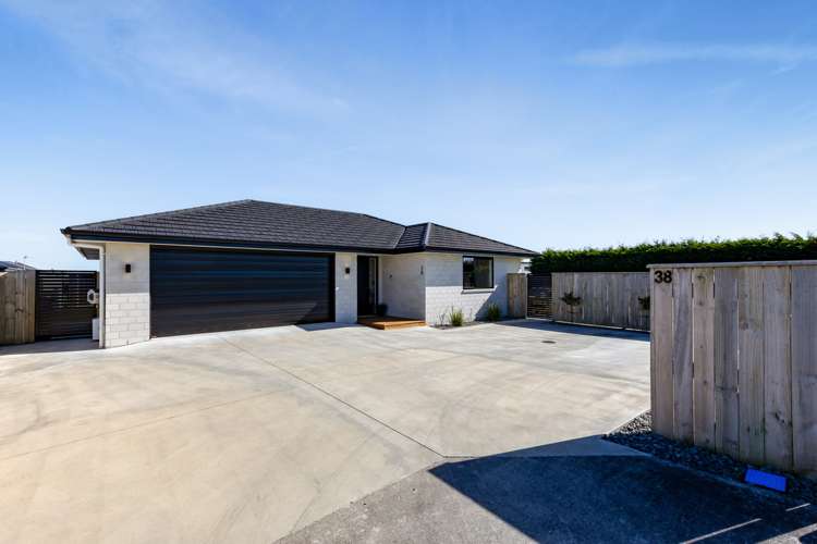 38 County Drive Hawera_21