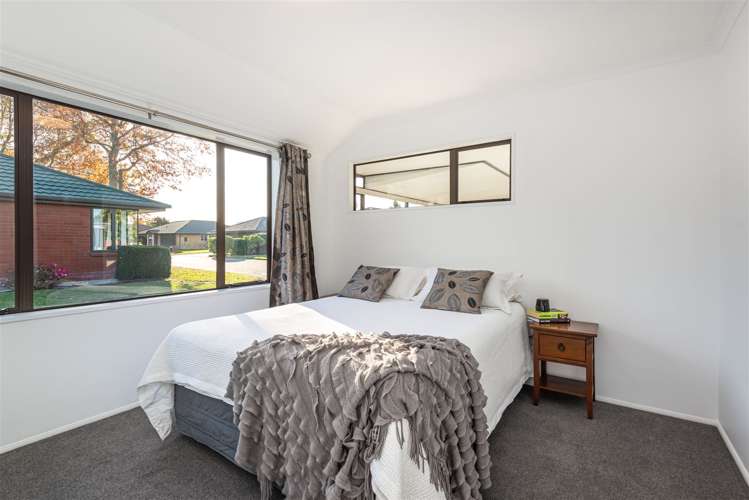 36 Villa Grove Ilam_11