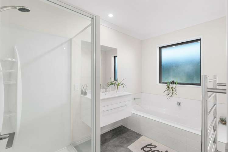 6 Ensete Road Wigram_11