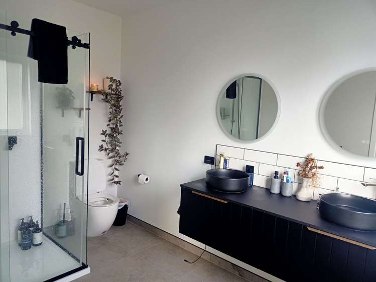 18 Rimu Road Raumati Beach_5