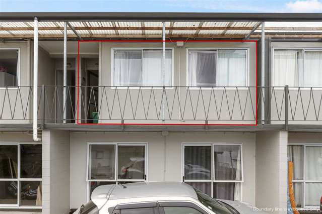 8/3 Tralee Place Hillcrest_2