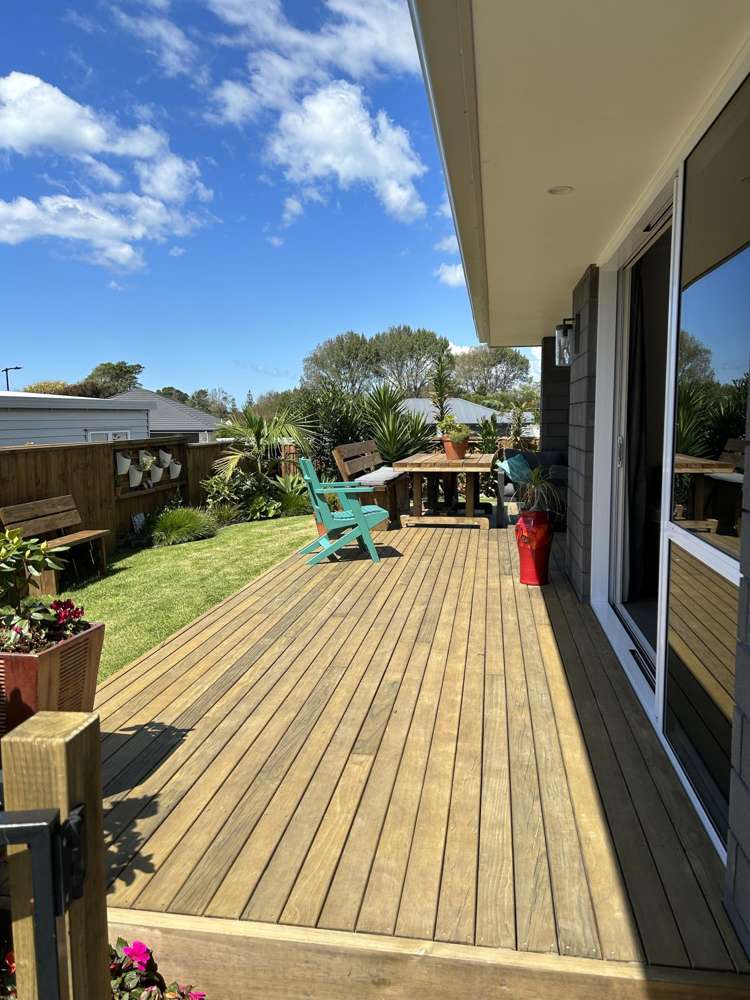 55 Athenree Road Athenree_17