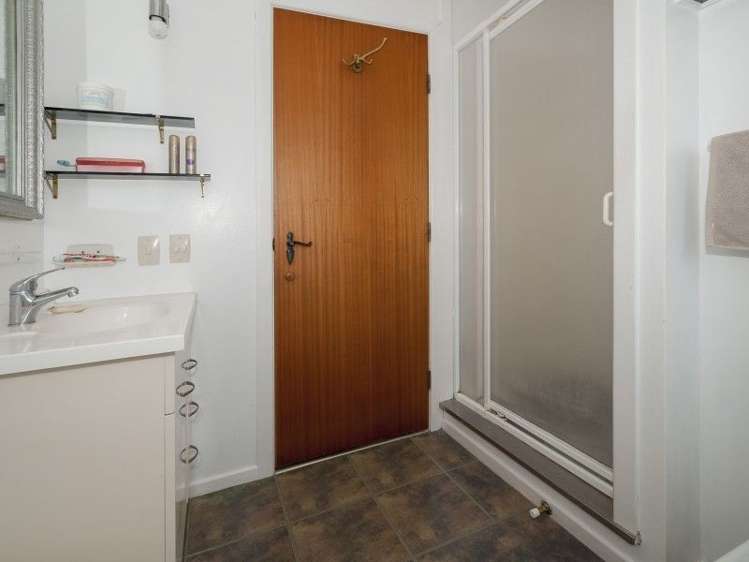 46 Taieri Crescent Kelson_11