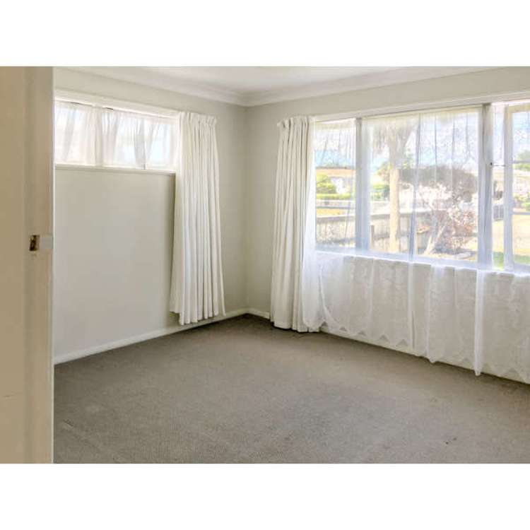35 Green Avenue 10516_4