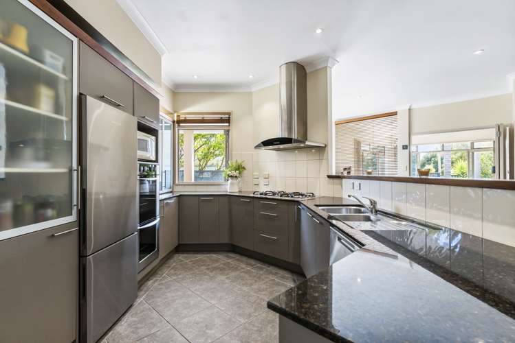 23 English Oak Drive Schnapper Rock_20