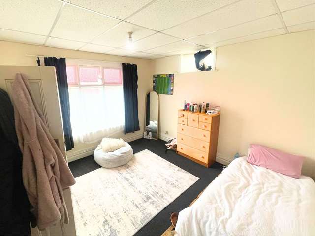 46 Gladstone Road North East Valley_2