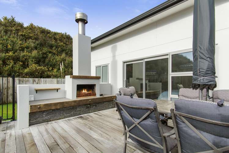 7 Barry Groucott Grove Wainuiomata_16