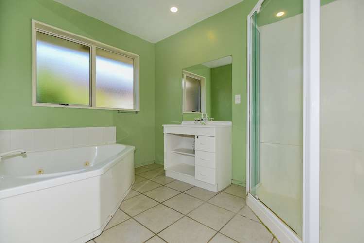 9 Monet Vale Rolleston_13