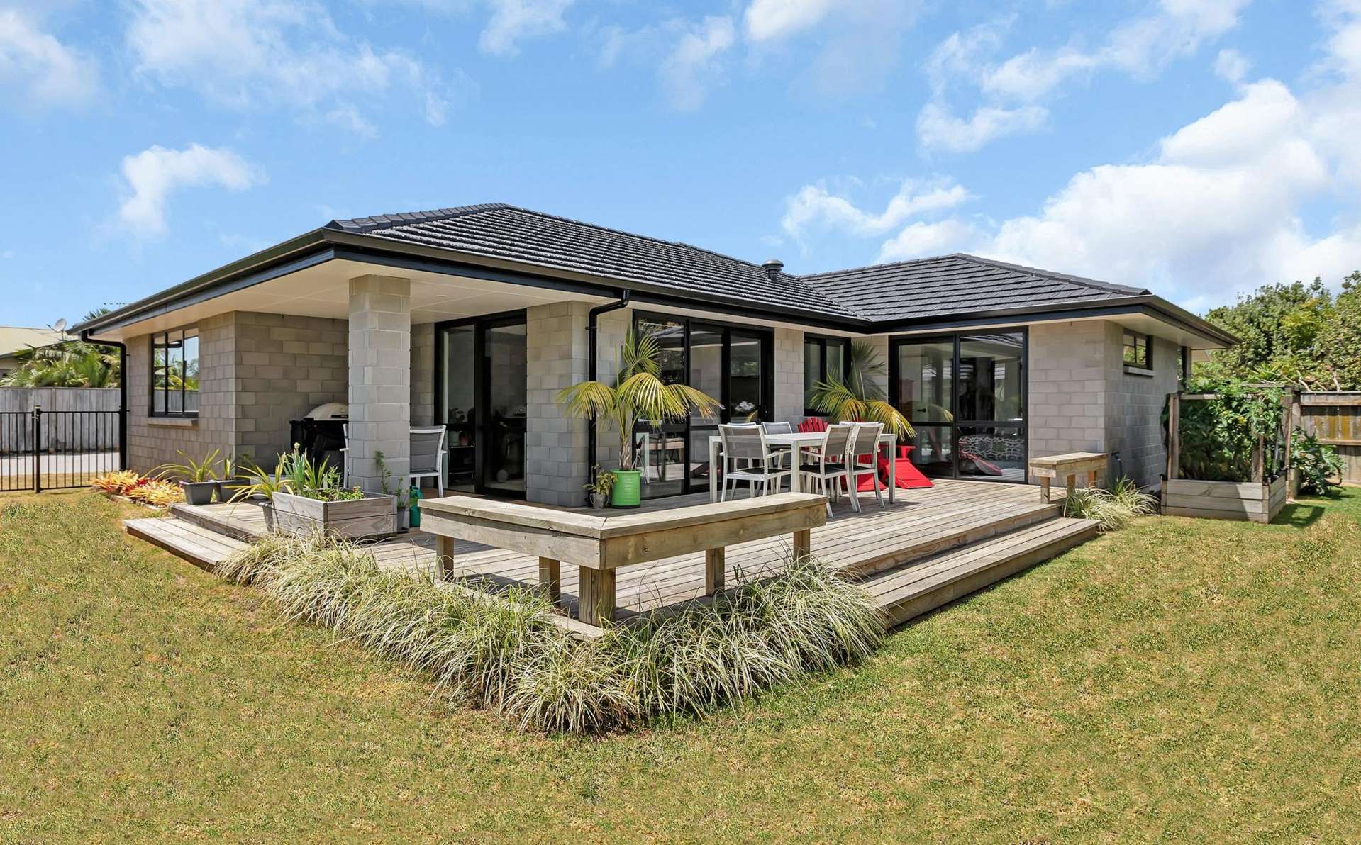 370 One Tree Point Road One Tree Point_0