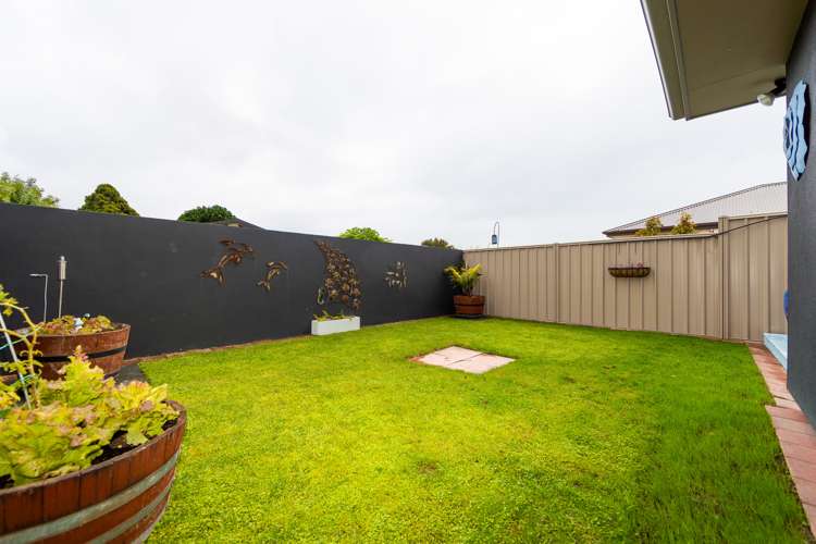 4 Gregory Grove Clive_17