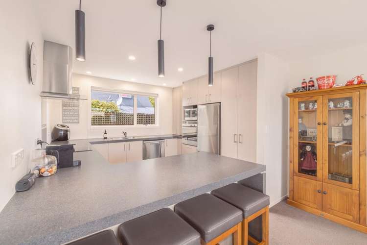 83 Solomon Avenue Redwood_5